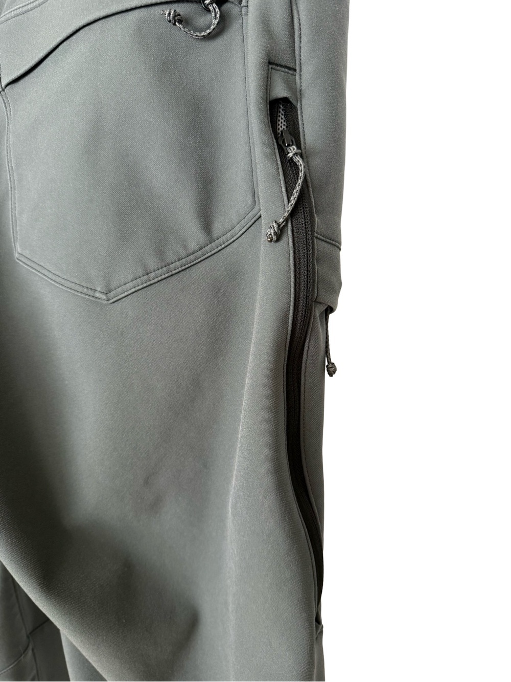 KUIU Women’s Gray Attack Cargo Pants
Tactical Stretch Size 12 - Picture 4 of 11